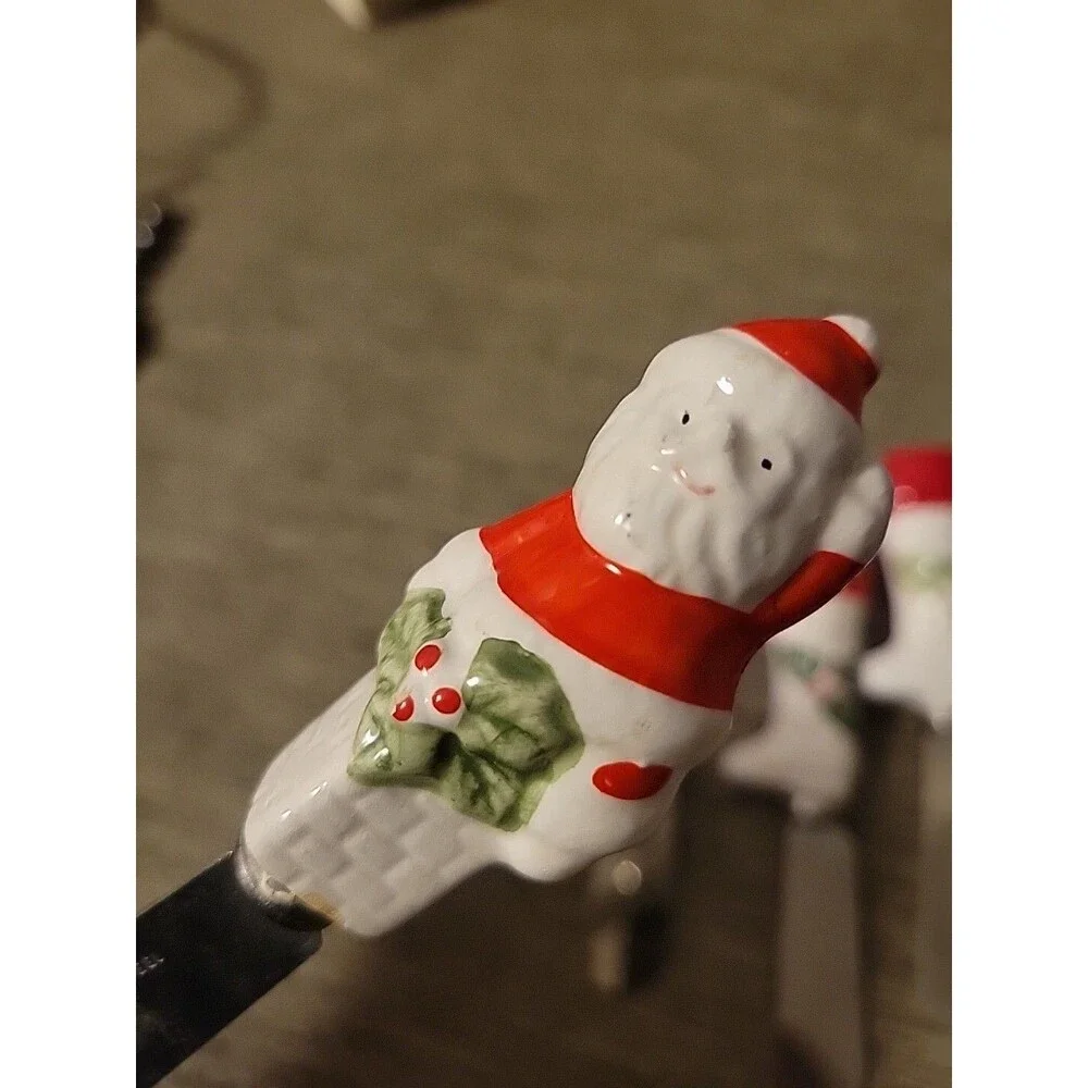 Set Of 4 Vtg Christmas Santa Stocking Cheese Spreader Butter Knife Taiwan